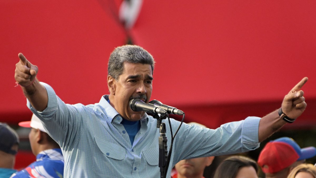 El dictador Nicolás Maduro en un mitin de cierre de campaña en Caracas