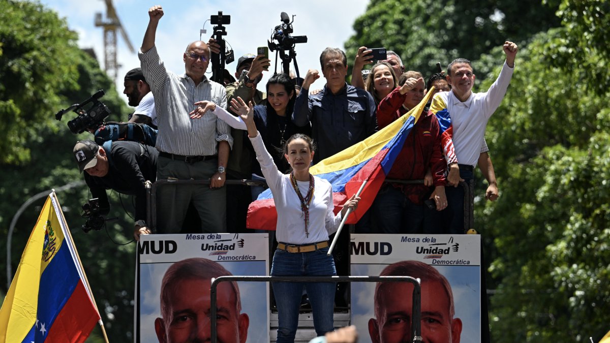 María Corina Machado lidera manifestación en Caracas