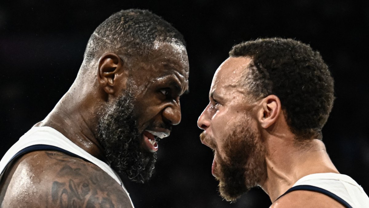 Stephen Curry y LeBron James celebran la clasificación a la final