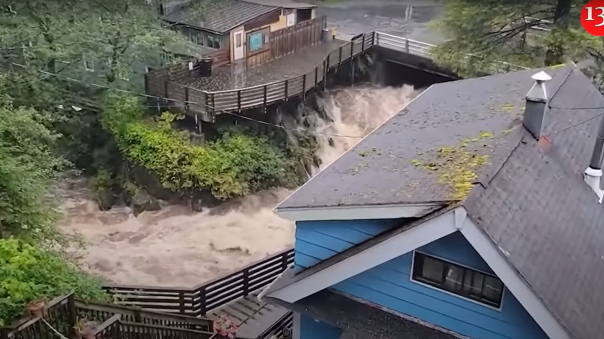 Captura de pantalla del deslizamiento de tierra en Ketchikan (Alaska) el 25 de agosto de 2024.