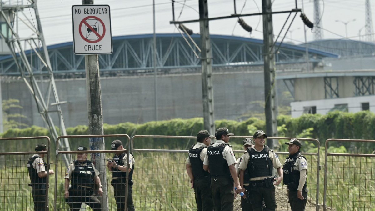 Autoridades ecuatorianas