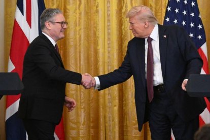 Imagen de archivo de Trump y Starmer