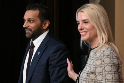 Kash Patel y Pam Bondi