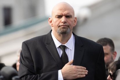 John Fetterman, es hospitalizado de nuevo por 