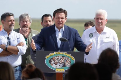 Ron DeSantis da la bienvenida a los participantes del Desafío Pitón 2022.