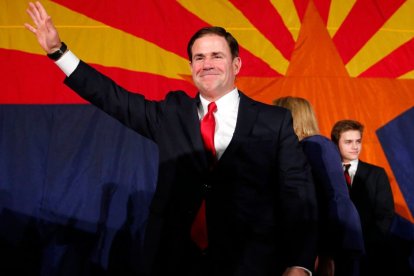 Doug Ducey, gobernador de Alabama. Foto: Cordonpress.