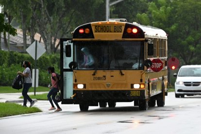 School Bus / Cordon Press.