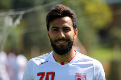 Amir Nasr-Azadani, el futbolista iraní acusado.