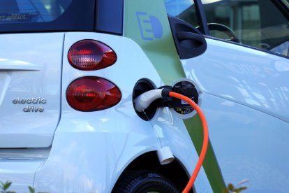 Carro eléctrico, coche eléctrico, automóvil eléctrico, vehículo eléctrico, Suiza restricciones