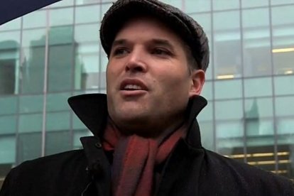 El periodista Matt Taibbi en Bryant Park.