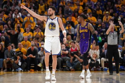 Klay Thompson, jugador de Golden State Warriors, durante el segundo partido de las semifinales de la Conferencia Oeste frente a Los Ángeles Lakers de los Playoffs de la NBA 2023.