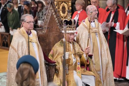 Carlos III, coronado oficialmente como rey de Reino Unido en la abadía de Westminster el 6 de mayo de 2023.