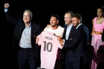 En un gran espectáculo, Lionel Messi fue presentado como jugador del Inter Miami