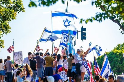 Pro Israel march