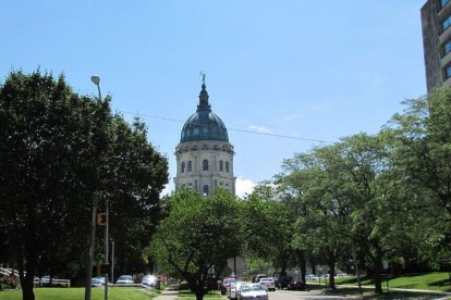 Topeka (Kansas): la ciudad que ayuda a inmigrantes hispanos a cumplir su sueño americano (Capitolio de Kansas/ Wikimedia)