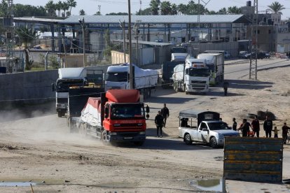 Camiones de ayuda humanitaria en Gaza.