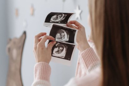 Aumenta la natalidad en los estados que vetan el aborto: 32.000 nacimientos más en los primeros seis meses de 2023