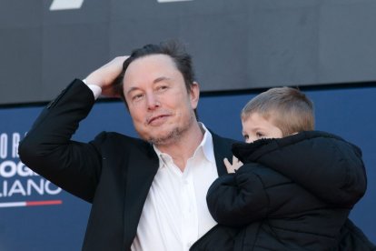 The Wall Street Journal acusa a Elon Musk de tener un problema con “drogas ilícitas”, pero el magnate desmiente el informe