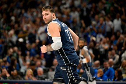 Luka Doncic, durante un partido de los Dallas Mavericks frente a los Miami Heat.