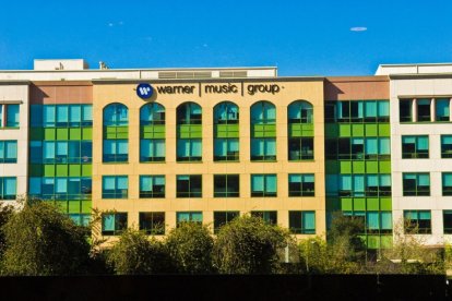 Imagen de archivo de la sede de Warner Music Group en San Diego, California.