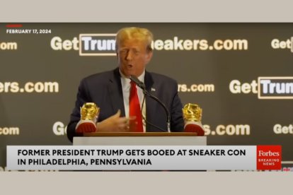 El expresidente presenta la línea de zapatos en Sneaker Con | Captura de pantalla