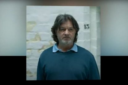 Captura de pantalla de un vídeo en el que informan de la muerte del actor Brian McCardie que falleció el domingo, 28 de abril, repentinamente en su casa a los 59 años.