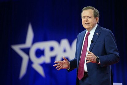 Lou Dobbs en National Harbor, Maryland.