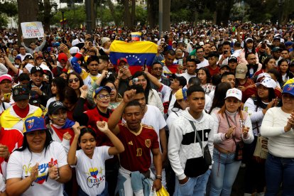 Venezolanos en el exilio apoyan a Venezuela