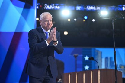 Tim Walz, gobernador de Minnesota y candidato a vicepresidente demócrata