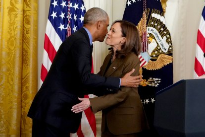 Elecciones presidenciales 2024: El propio Barack Obama reconoció el problema de Harris con los votantes de color