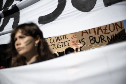 Manifestantes contra el cambio climático