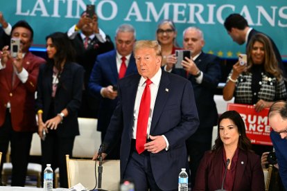 Elecciones presidenciales 2024: Trump encabezó una mesa con líderes hispanos en Florida