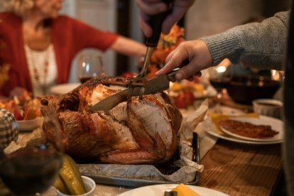 Familia en la cena de Acción de Gracias