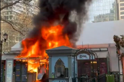 Incendio en el mercado de Bryant Park, Nueva York