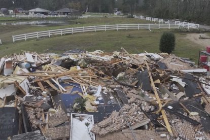 Captura de pantalla de un tornado en Mississippi