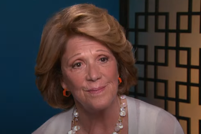 Linda Lavin en una entrevista