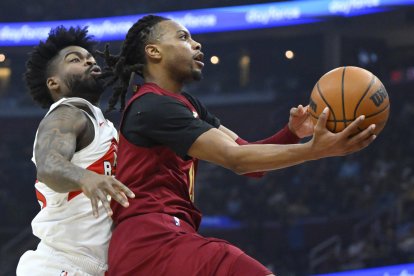 Darius Garland lideró a los 'Cavs' frente a los 'Toronto Raptors'