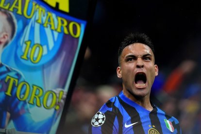 Lautaro Martínez, capitán y figura del Inter, celebra su gol ante Bayern Múnich