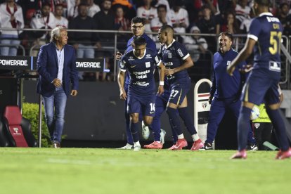 El Alianza de Lima sobre el campo de juego