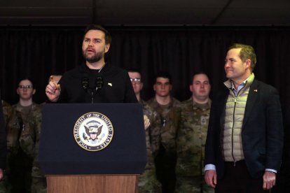 JD Vance y Mike Waltz en una imagen de archivo