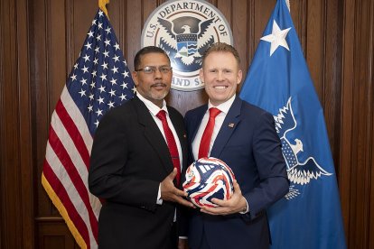 Giuliani and Cordeiro at DHS/Tia Dufour