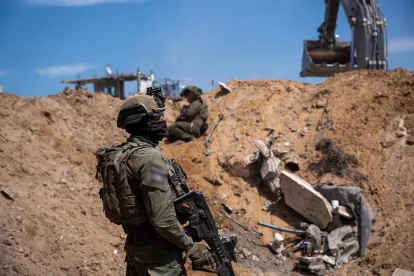 Soldados israelíes durante la operación