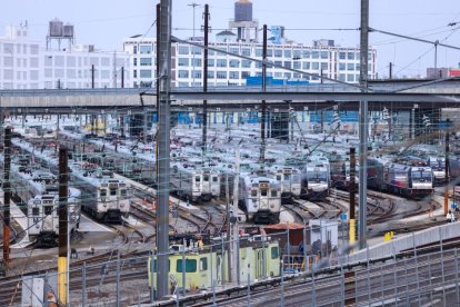 Trenes del metro de New Jersey Transit Rail Operations