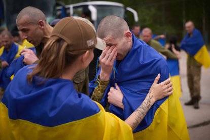 Ukrainian soldiers returning to their country.