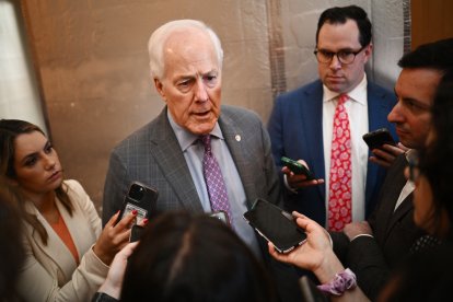 Cornyn on the Senate floor/Mandel Ngan.