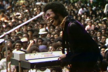 Sly Stone actuando en el Festival Cultural de Harlem en 1969