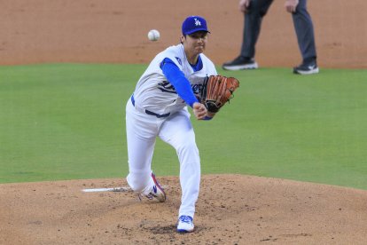 Ohtani pitching