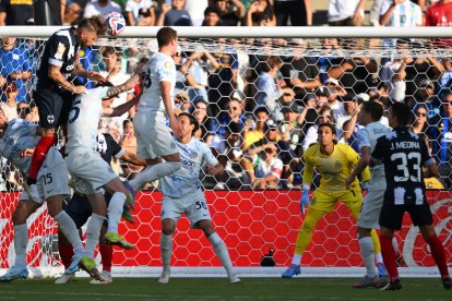 Sergio Ramos with a ruthless header against Inter Milan