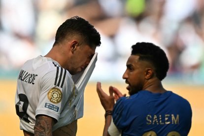 Fede Valverde se lamenta tras fallar un penal a los noventa minutos