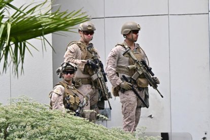 Marines on patrol in Los Angeles